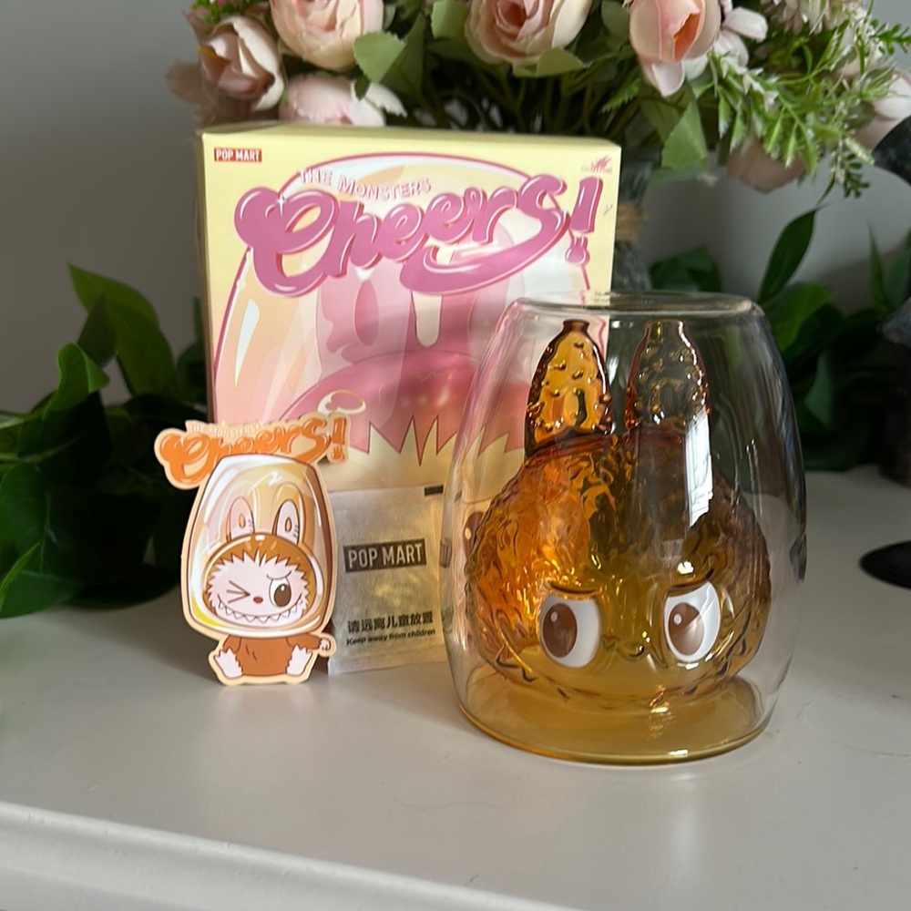 AUTHENTIC from Pop Mart Cheers Glass- Warm Heart